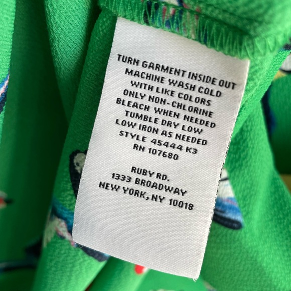 Ruby Red VIBRANT PM Parrot Top - Picture 6 of 6